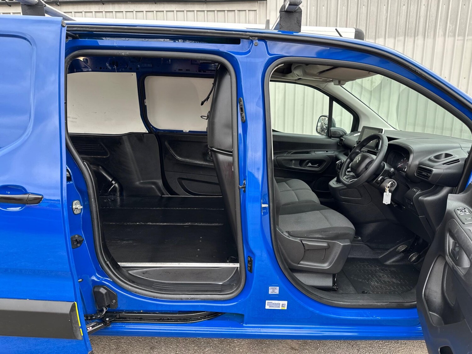 Vehicle 33