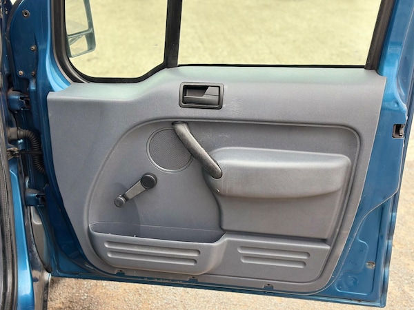 Used Ford Tourneo Connect 2007 for sale - 76247656: Photo 26