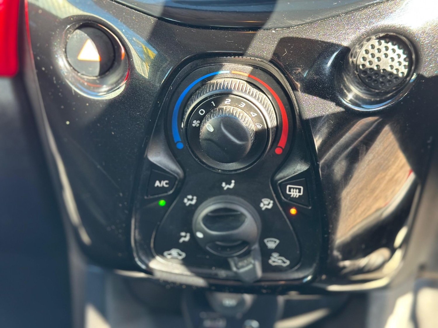 Used Toyota AYGO 2016 for sale - 77993949: Photo 14