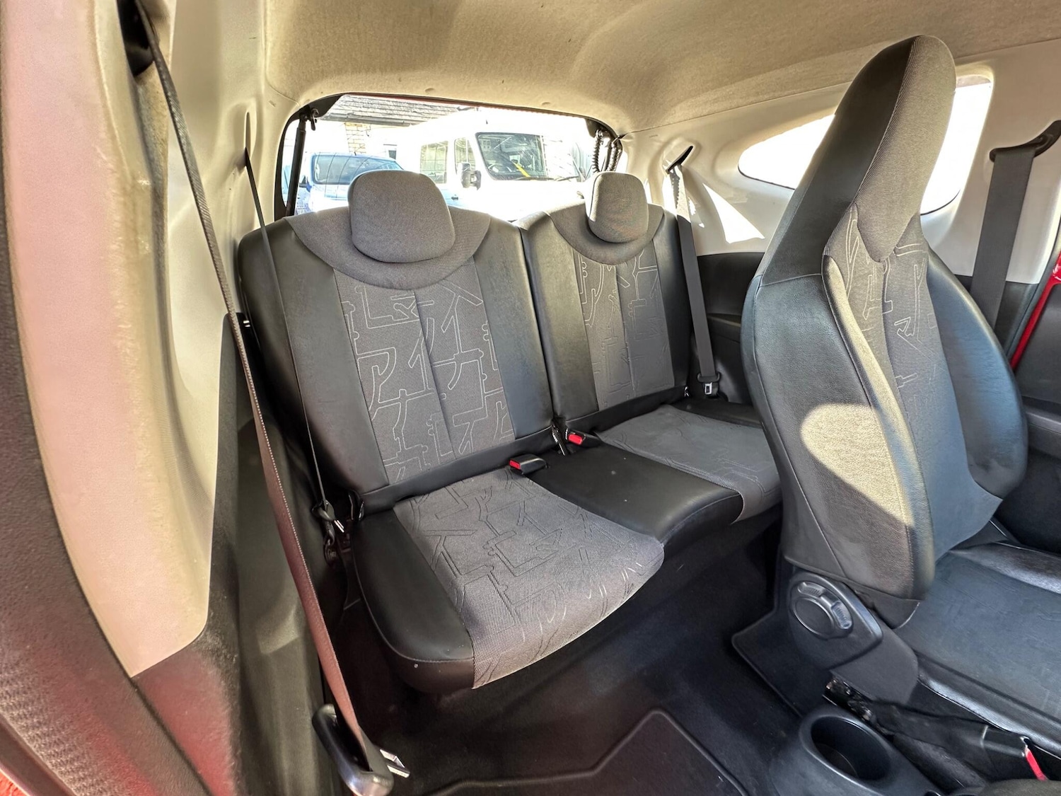 Used Toyota AYGO 2016 for sale - 77993949: Photo 17