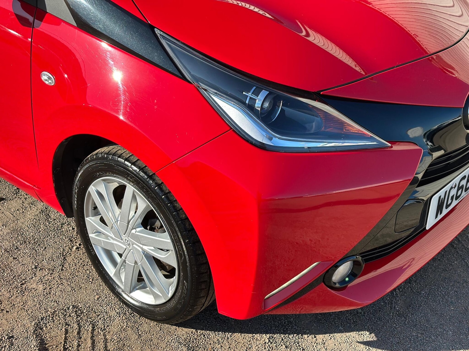 Used Toyota AYGO 2016 for sale - 77993949: Photo 24