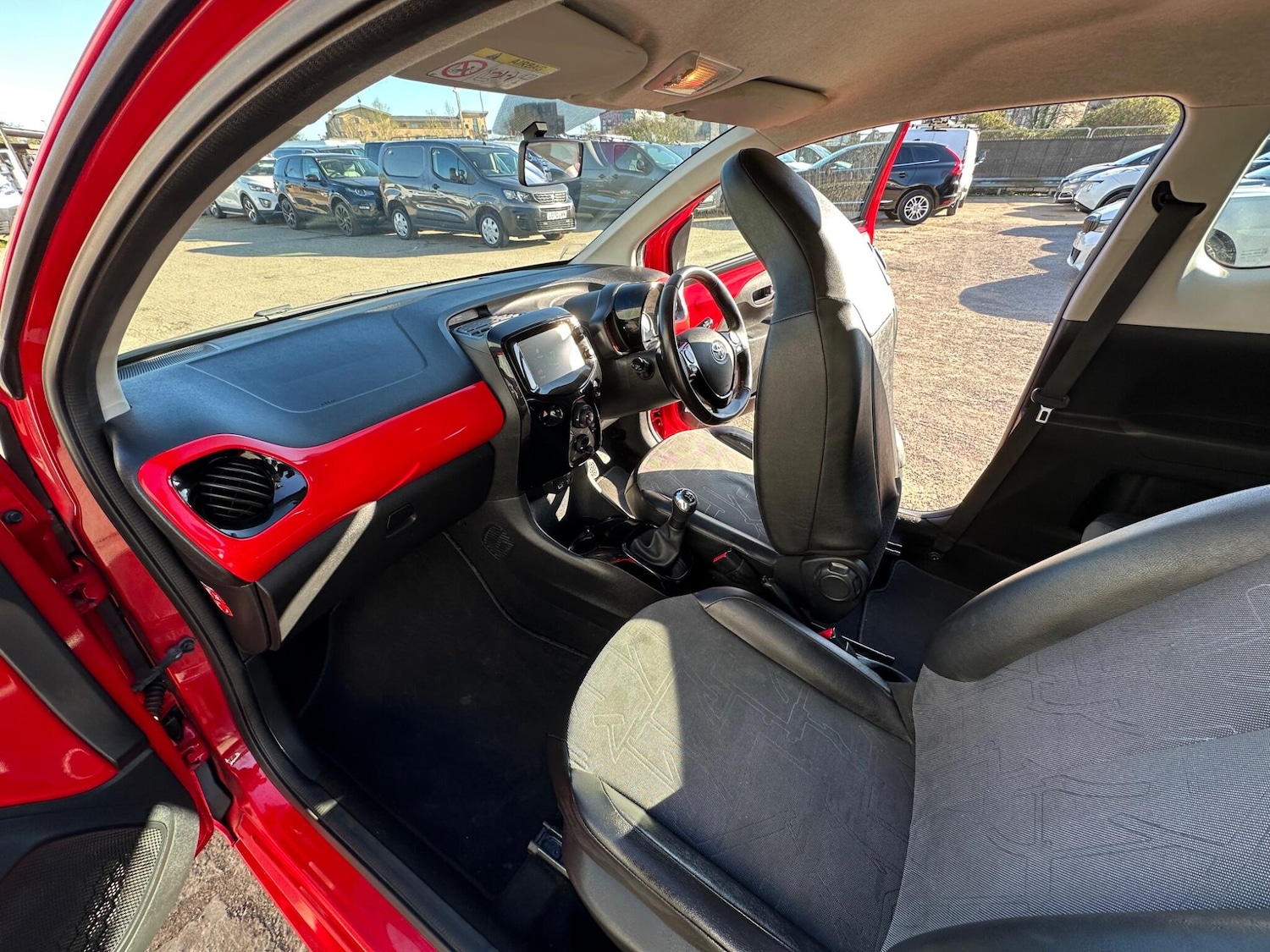 Used Toyota AYGO 2016 for sale - 77993949: Photo 51