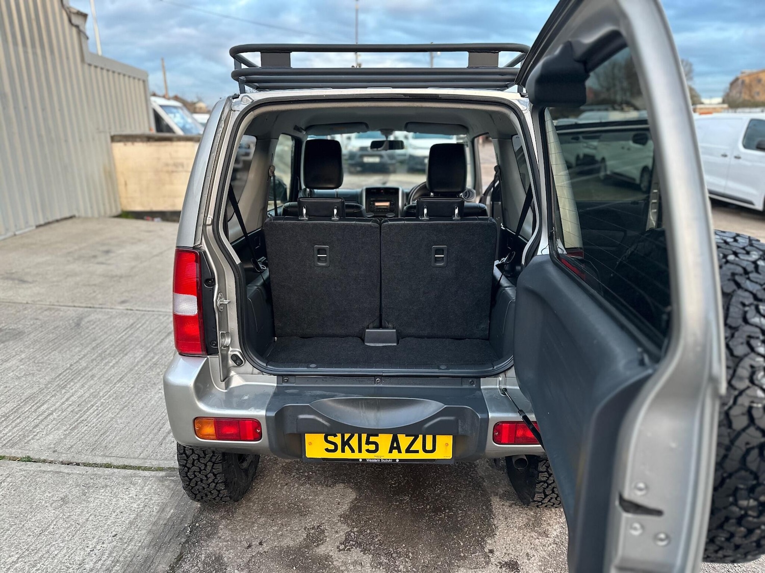 Used Suzuki Jimny 2015 for sale - 77440952: Photo 13