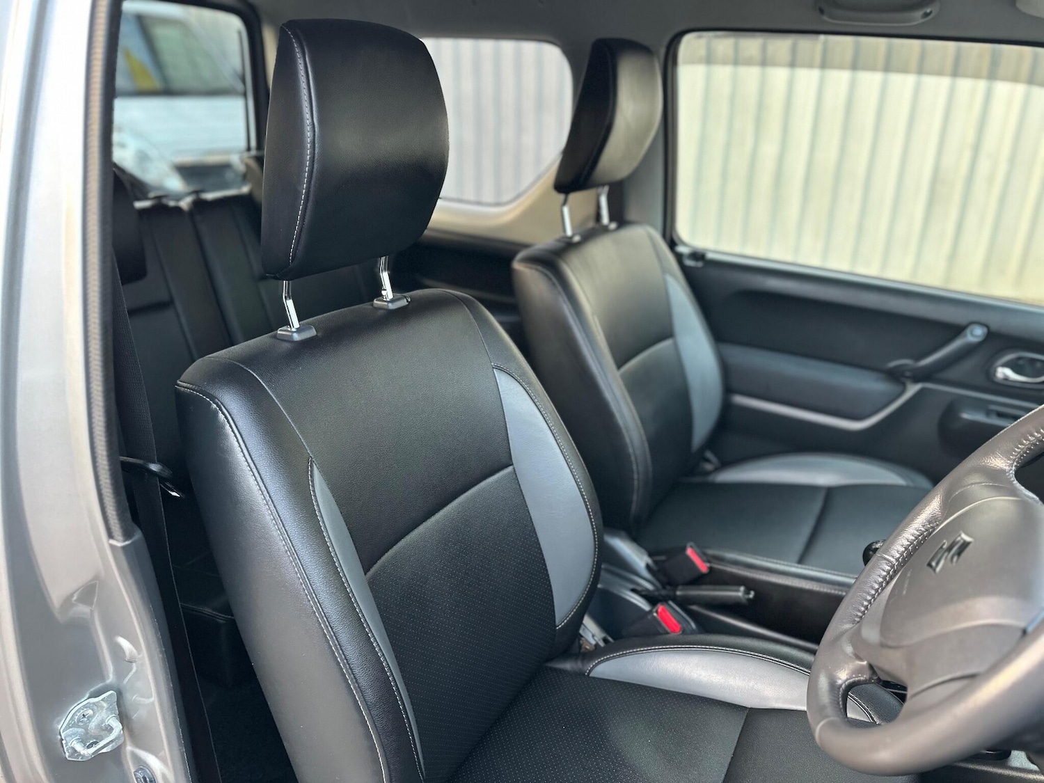 Used Suzuki Jimny 2015 for sale - 77440952: Photo 31