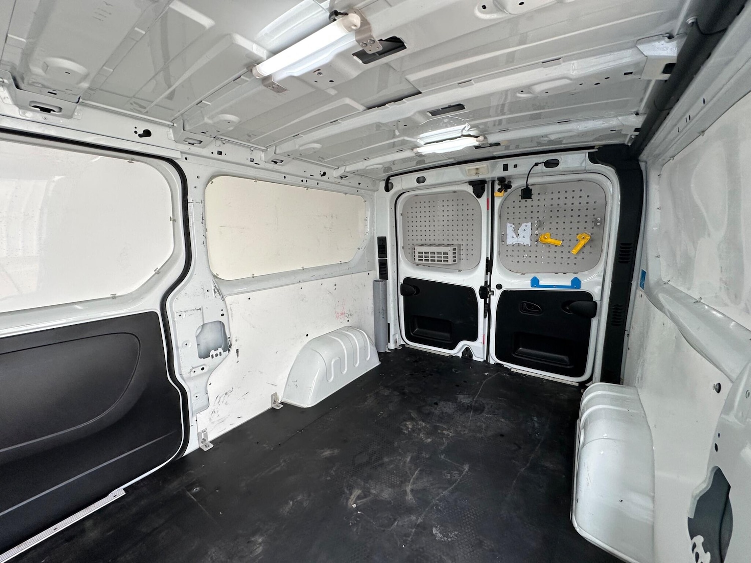 Used Vauxhall Vivaro 2019 for sale - 77993527: Photo 16