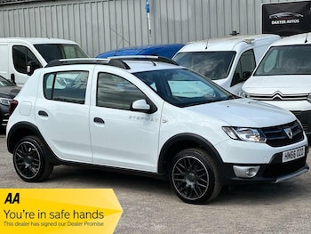 Used Dacia Sandero Stepway 2016 for sale - 79533277: Photo
