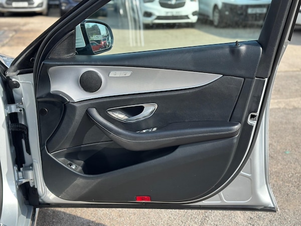 Used Mercedes-Benz E-Class 2017 for sale - 74419347: Photo 32
