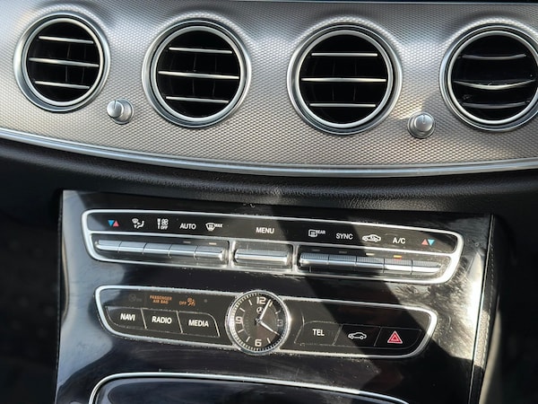 Used Mercedes-Benz E-Class 2017 for sale - 74419347: Photo 38