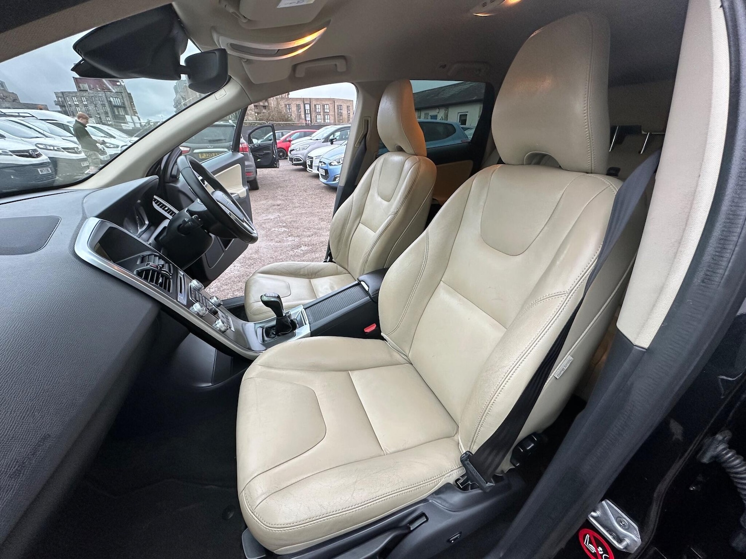 Used Volvo XC60 for sale - 77683140: Photo 15