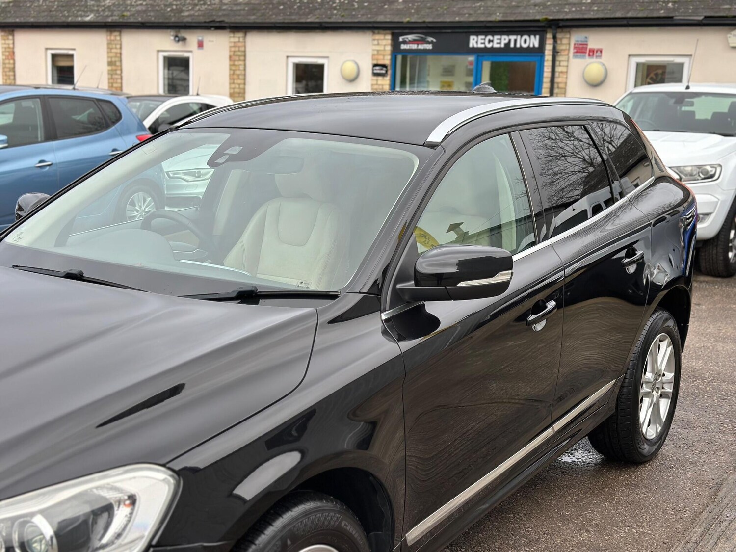 Used Volvo XC60 for sale - 77683140: Photo 25