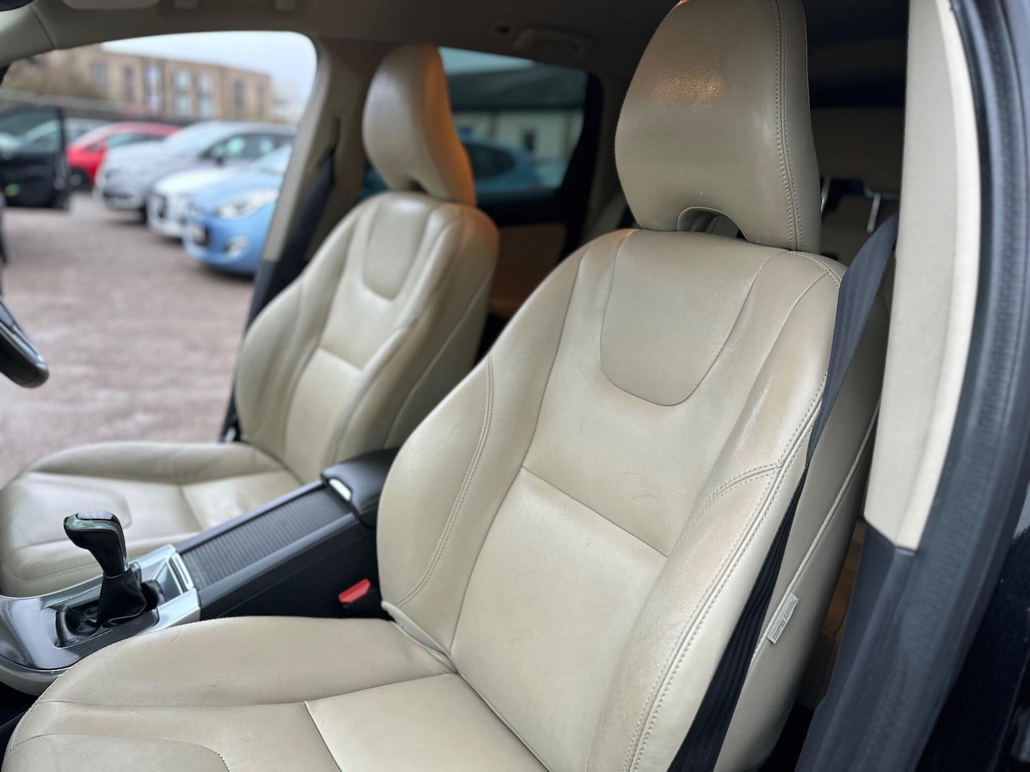 Used Volvo XC60 for sale - 77683140: Photo 58