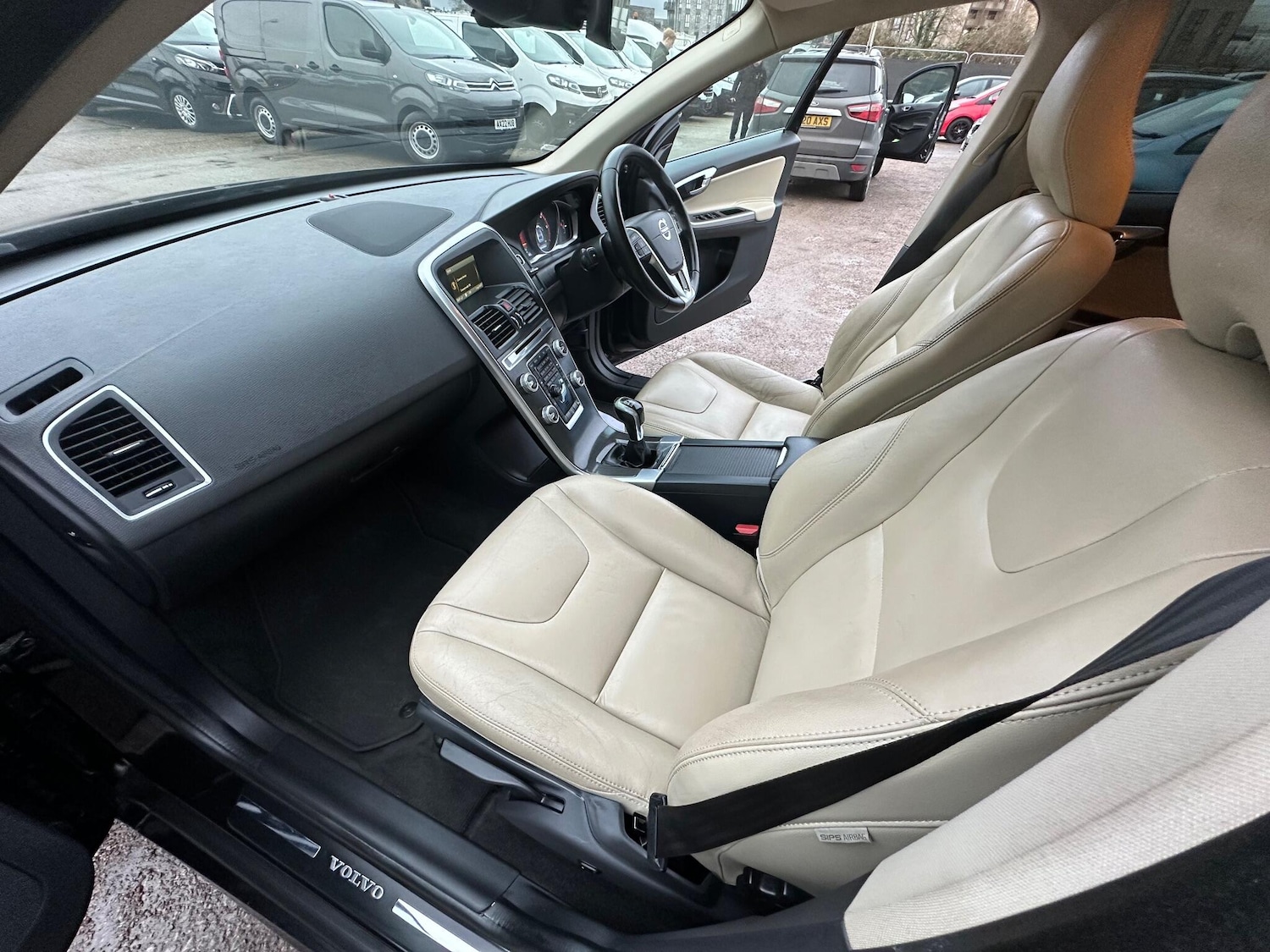 Used Volvo XC60 for sale - 77683140: Photo 61