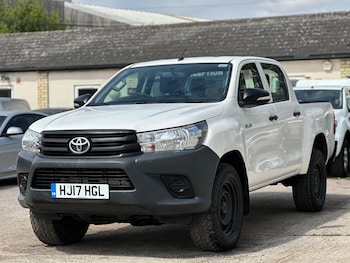 Used Toyota Hilux 2017 for sale - 75350709: Photo