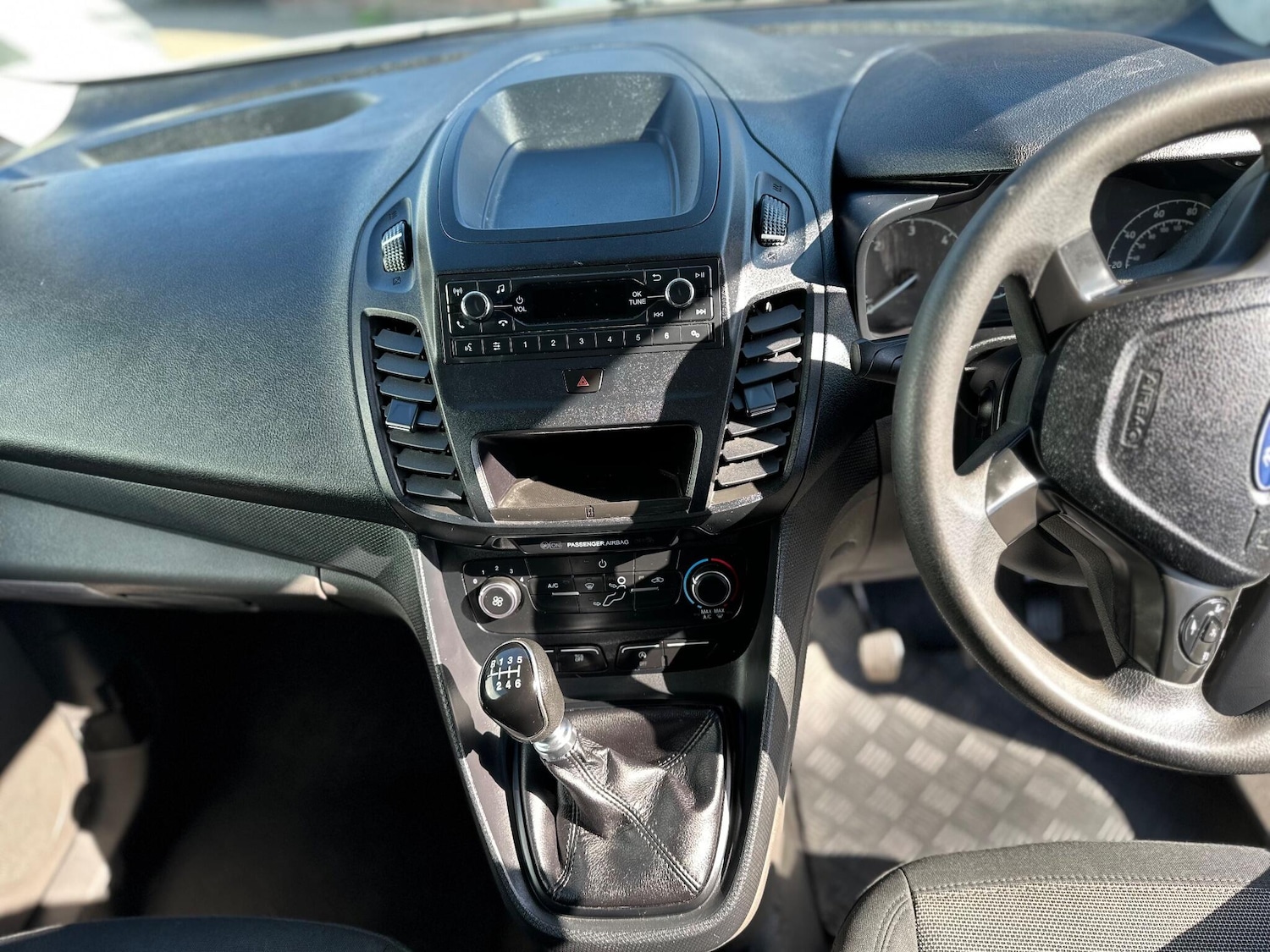 Used Ford Transit Connect 2020 for sale - 76108621: Photo 12