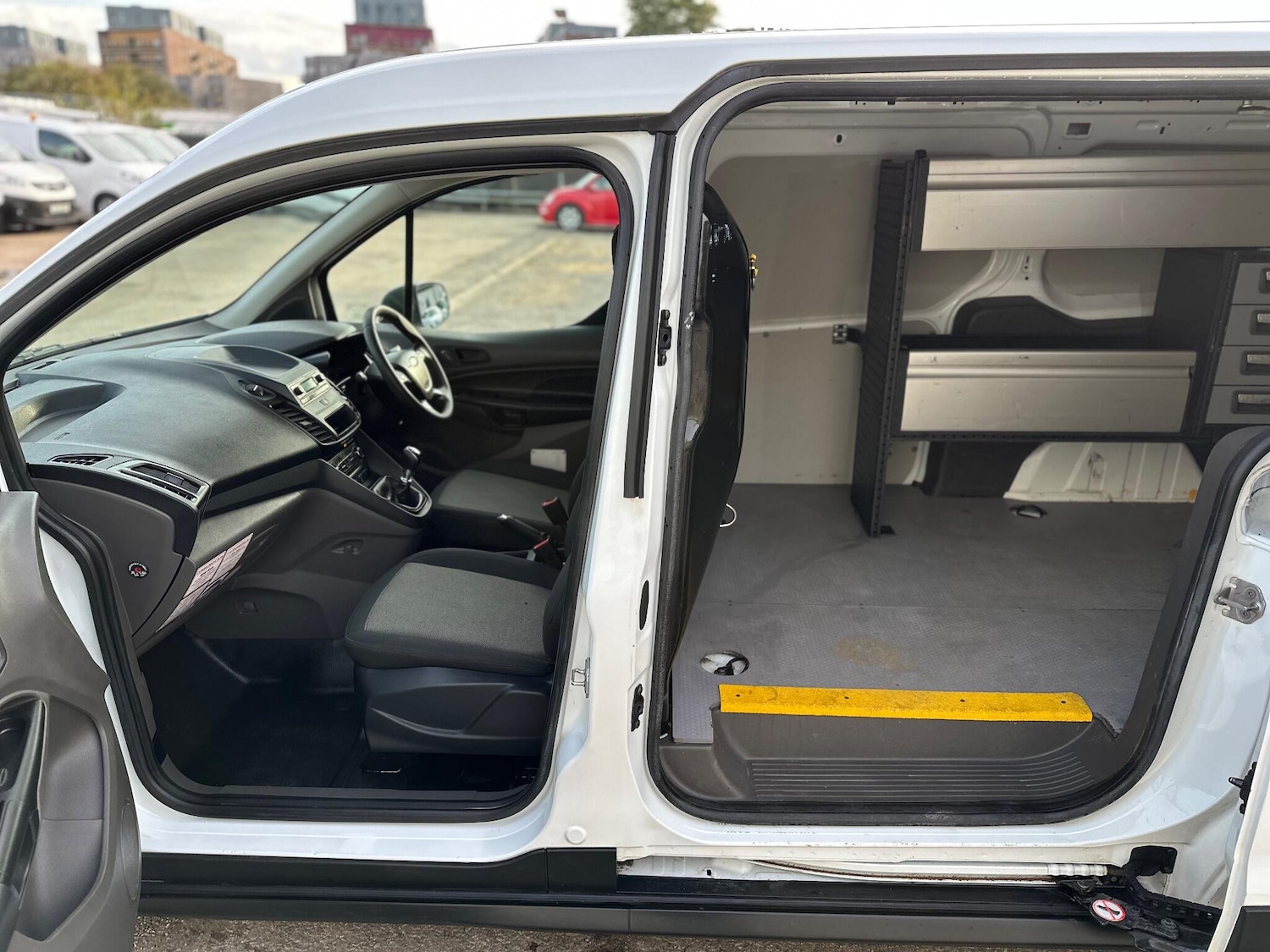 Used Ford Transit Connect 2020 for sale - 76108621: Photo 16