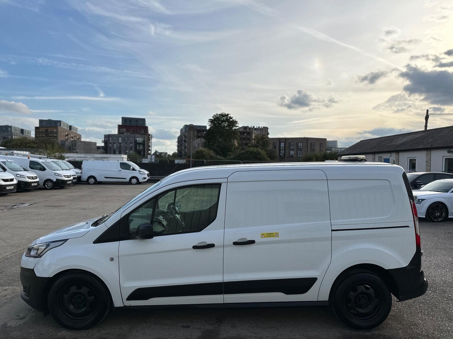Used Ford Transit Connect 2020 for sale - 76108621: Photo 20