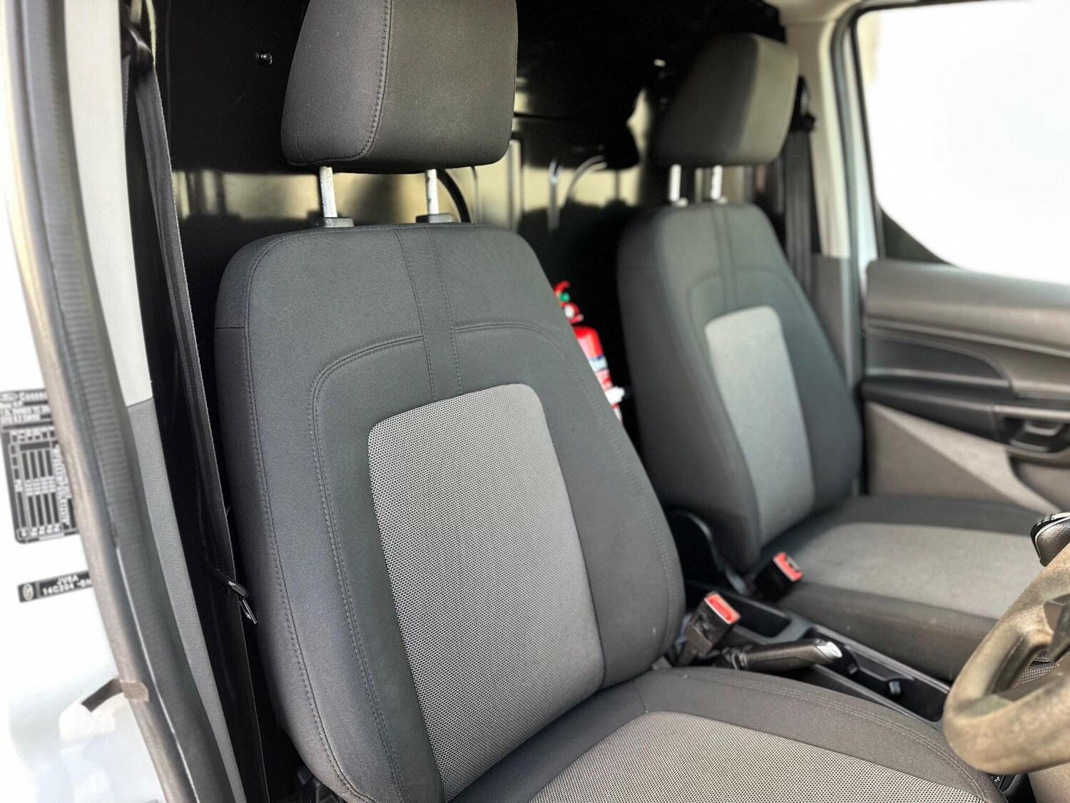 Used Ford Transit Connect 2020 for sale - 76108621: Photo 32