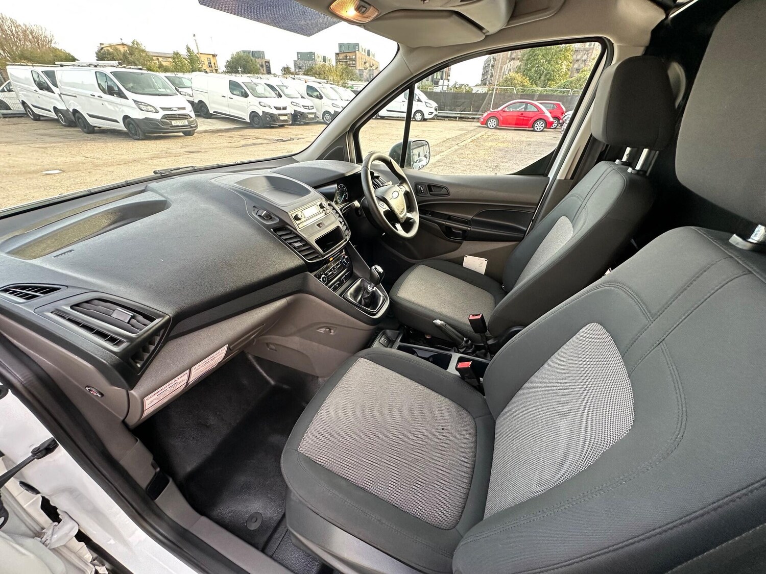 Used Ford Transit Connect 2020 for sale - 76108621: Photo 47