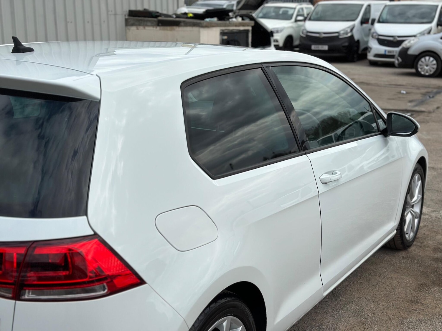 Vehicle 21