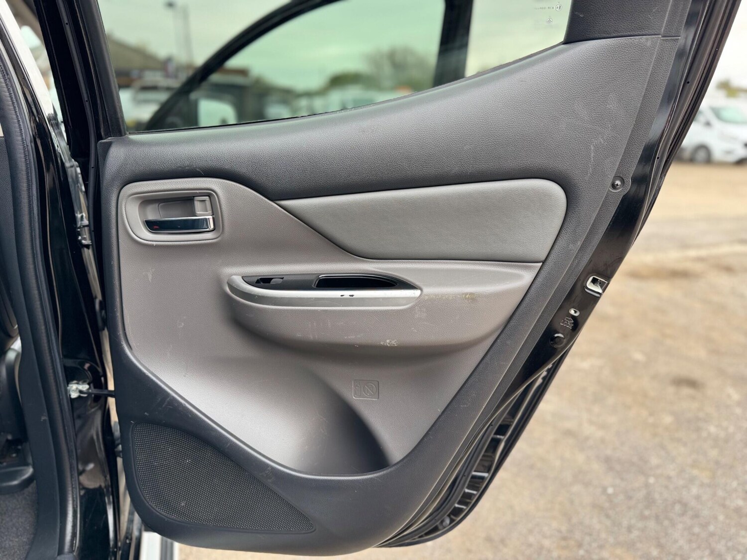 Used Mitsubishi L200 2017 for sale - 76294837: Photo 49