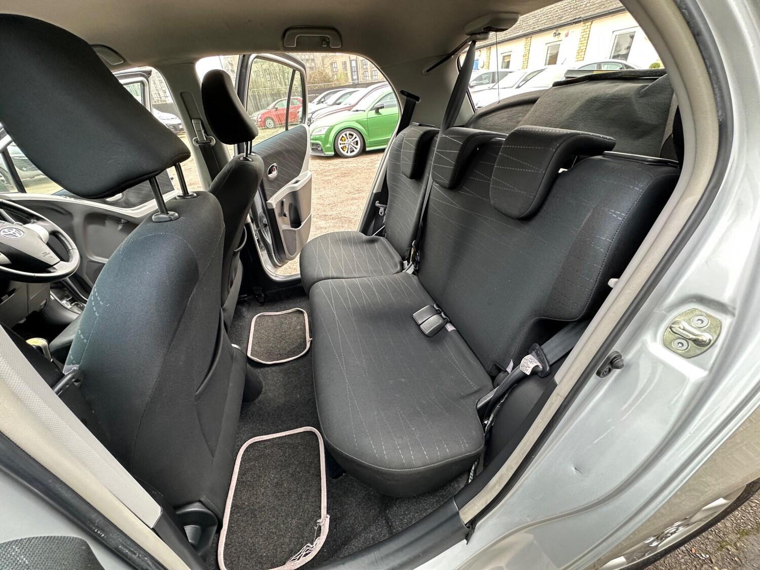 Used Toyota Yaris 2008 for sale - 77839459: Photo 15