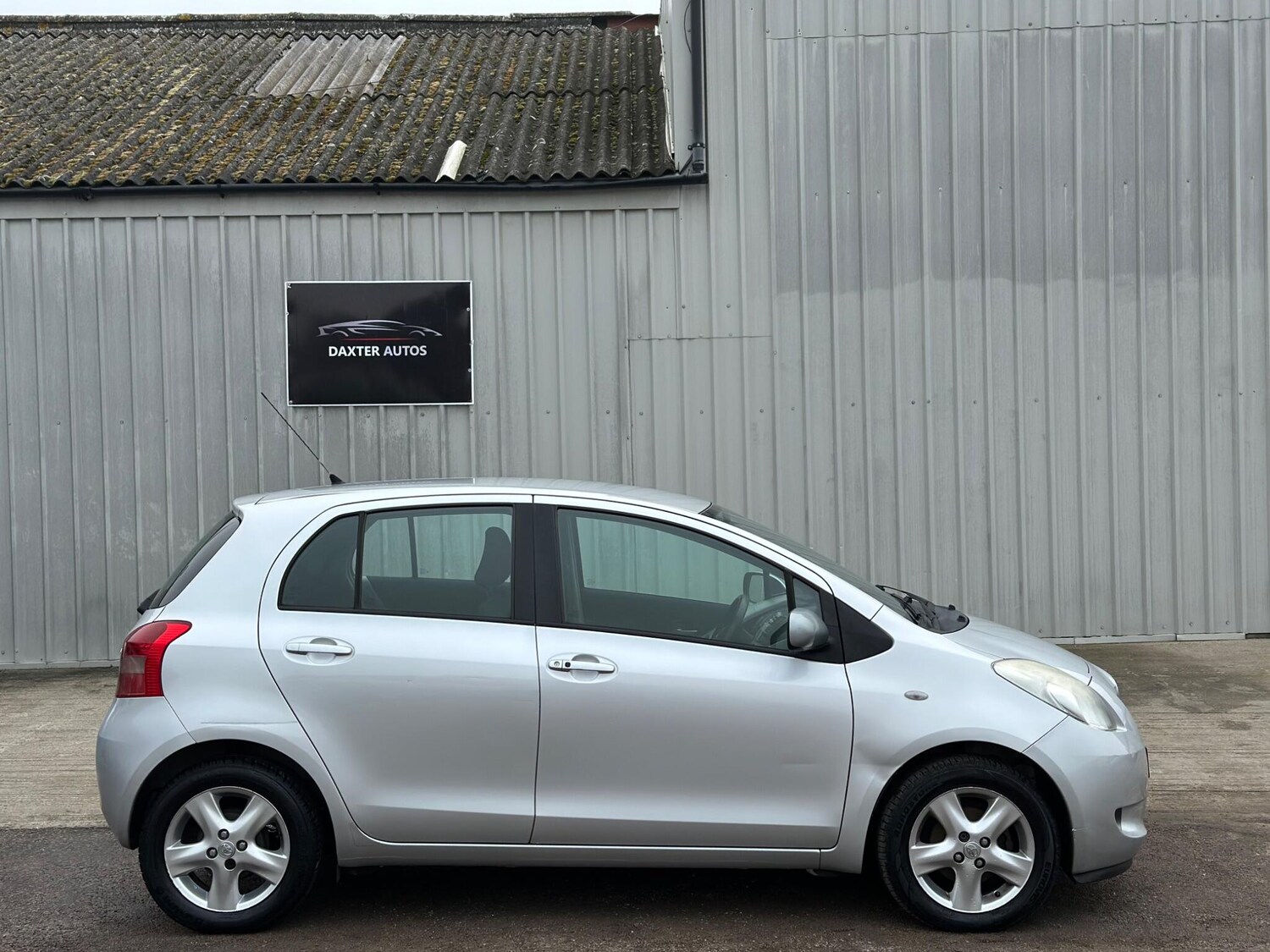 Used Toyota Yaris 2008 for sale - 77839459: Photo 21