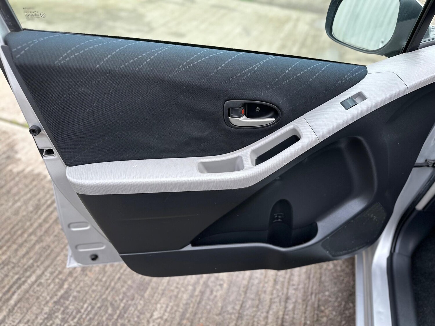 Used Toyota Yaris 2008 for sale - 77839459: Photo 51