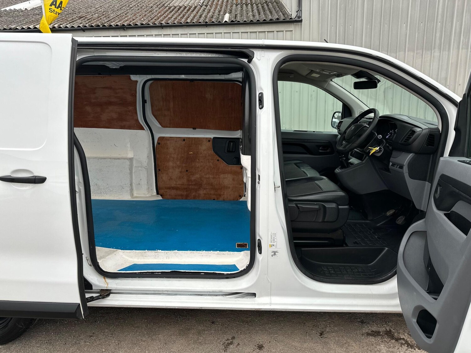 Used Peugeot Expert 2021 for sale - 77695651: Photo 40