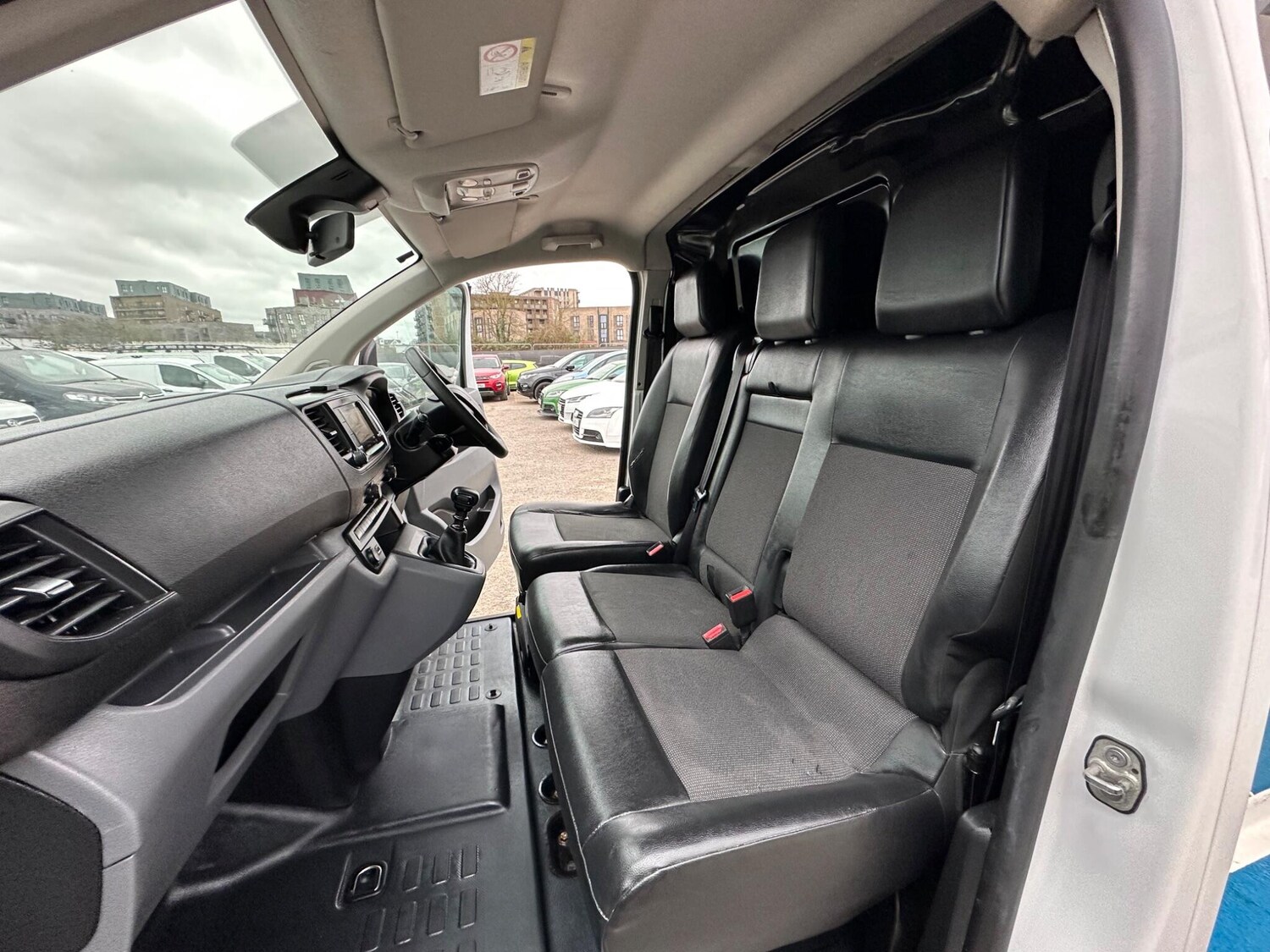 Used Peugeot Expert 2021 for sale - 77695651: Photo 41