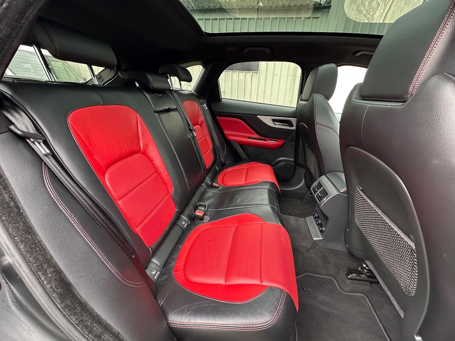 Used Jaguar F-Pace 2017 for sale - 76886998: Photo 15