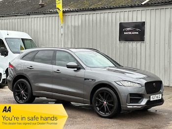 Used Jaguar F-Pace 2017 for sale - 76886998: Photo