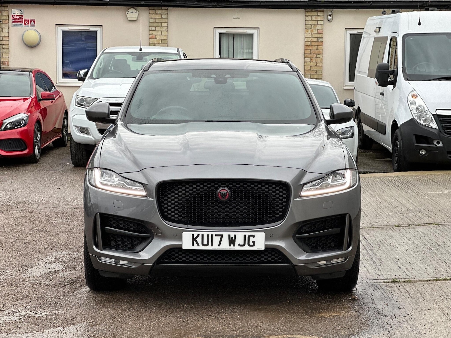 Used Jaguar F-Pace 2017 for sale - 76886998: Photo 20