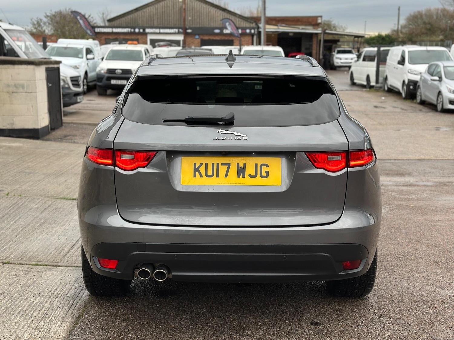 Used Jaguar F-Pace 2017 for sale - 76886998: Photo 21