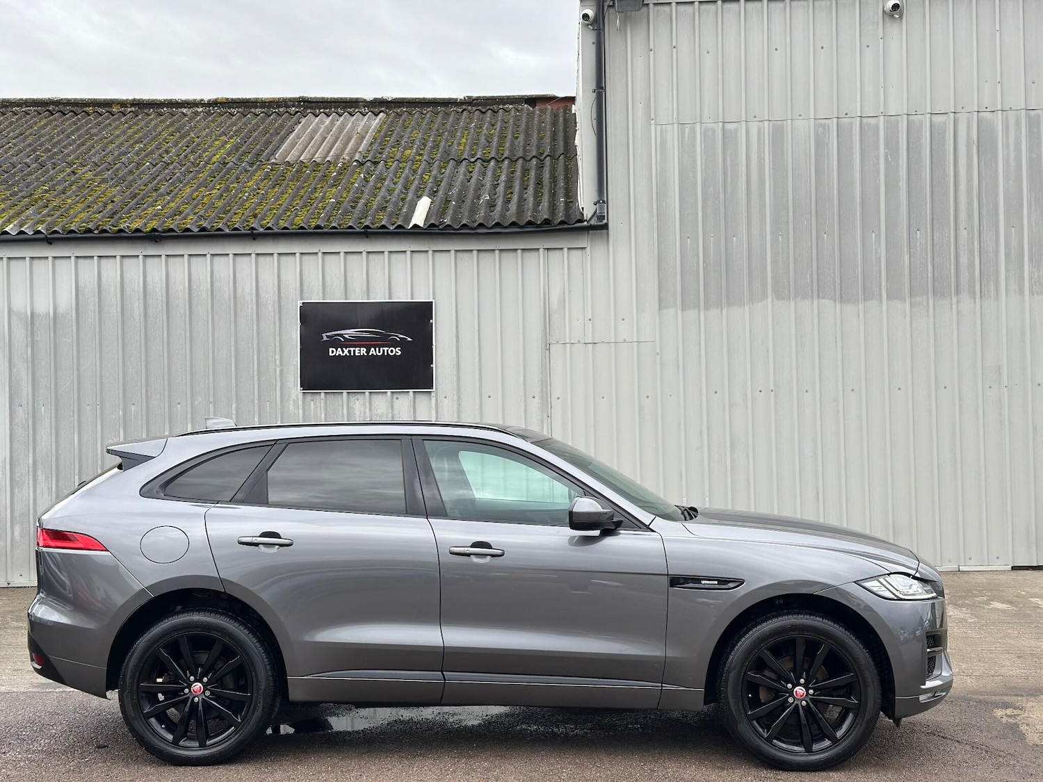 Used Jaguar F-Pace 2017 for sale - 76886998: Photo 23