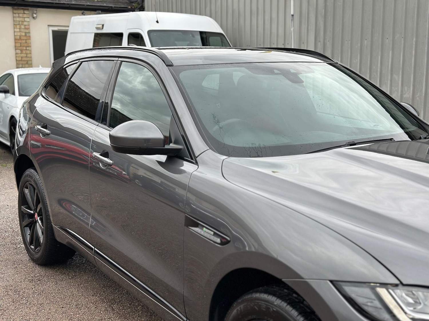 Used Jaguar F-Pace 2017 for sale - 76886998: Photo 25