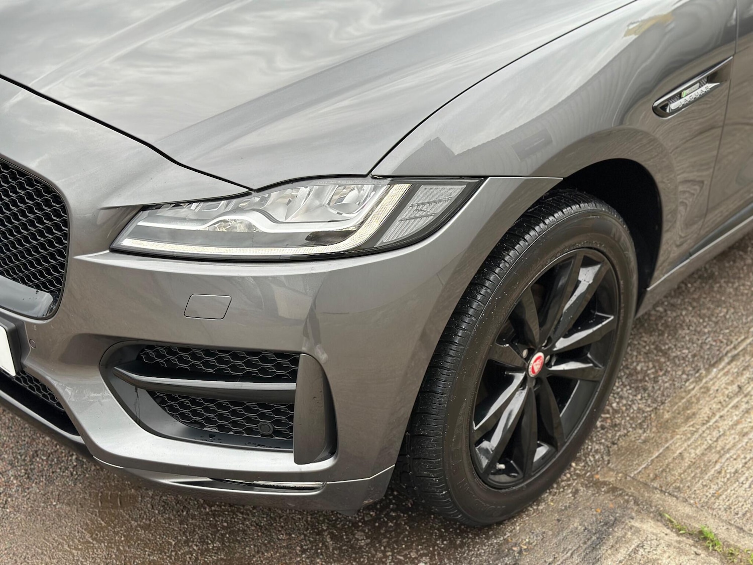 Used Jaguar F-Pace 2017 for sale - 76886998: Photo 26