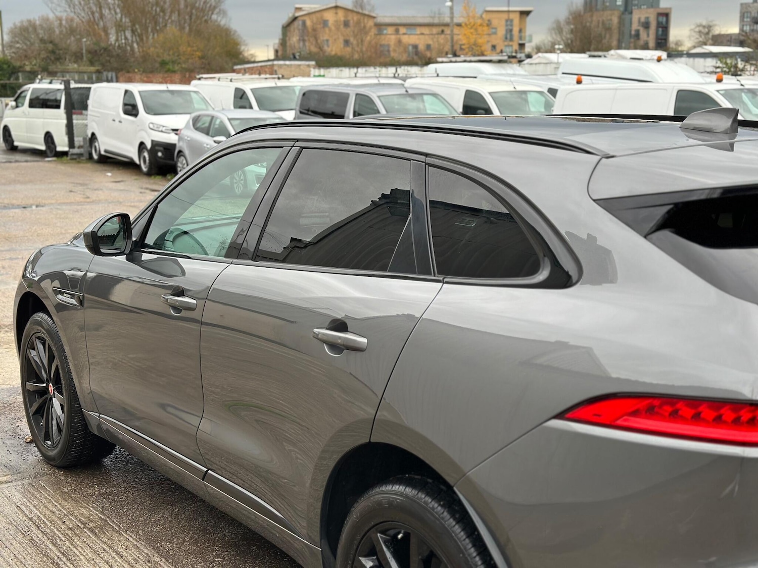 Used Jaguar F-Pace 2017 for sale - 76886998: Photo 29