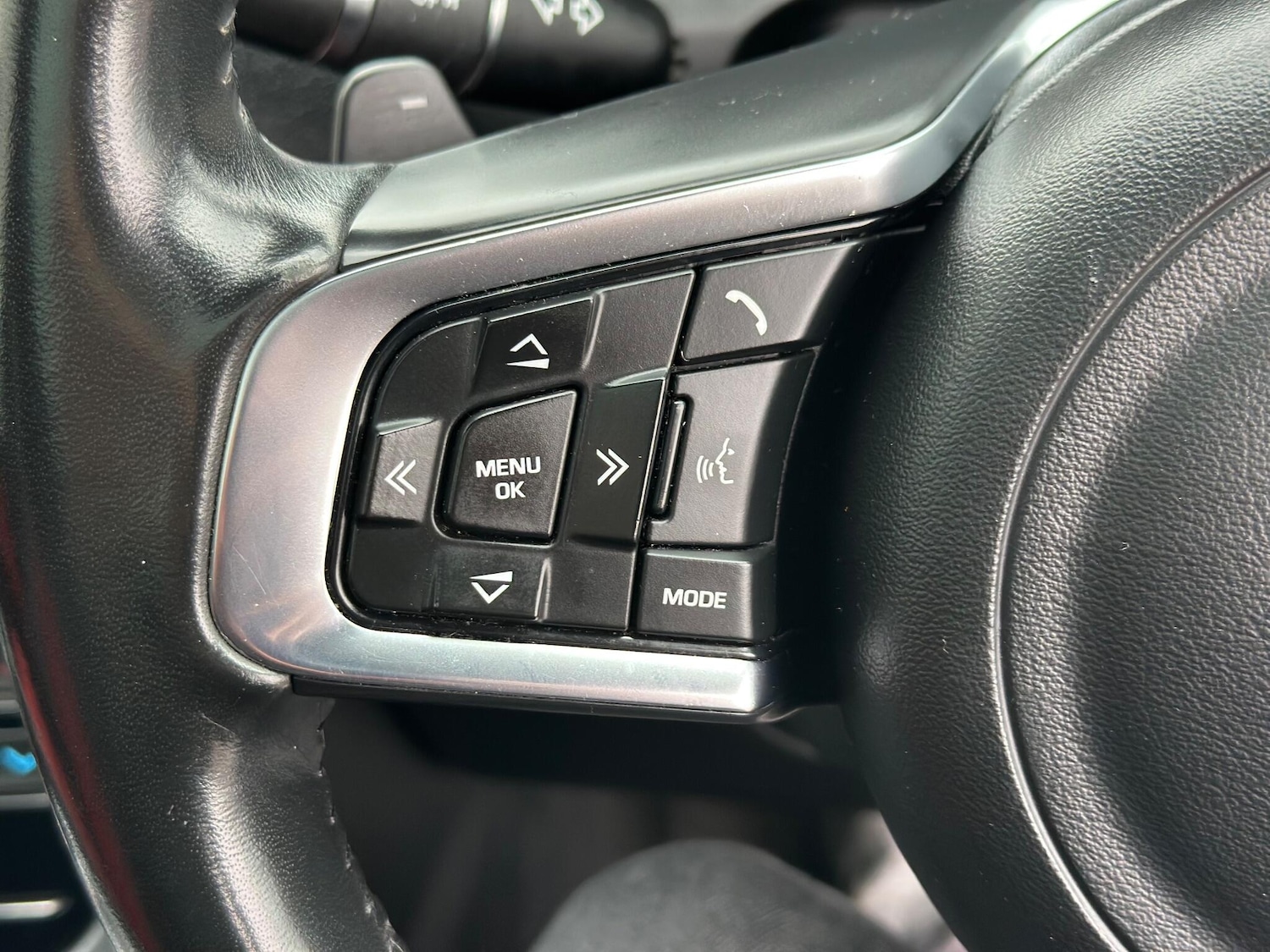 Used Jaguar F-Pace 2017 for sale - 76886998: Photo 43