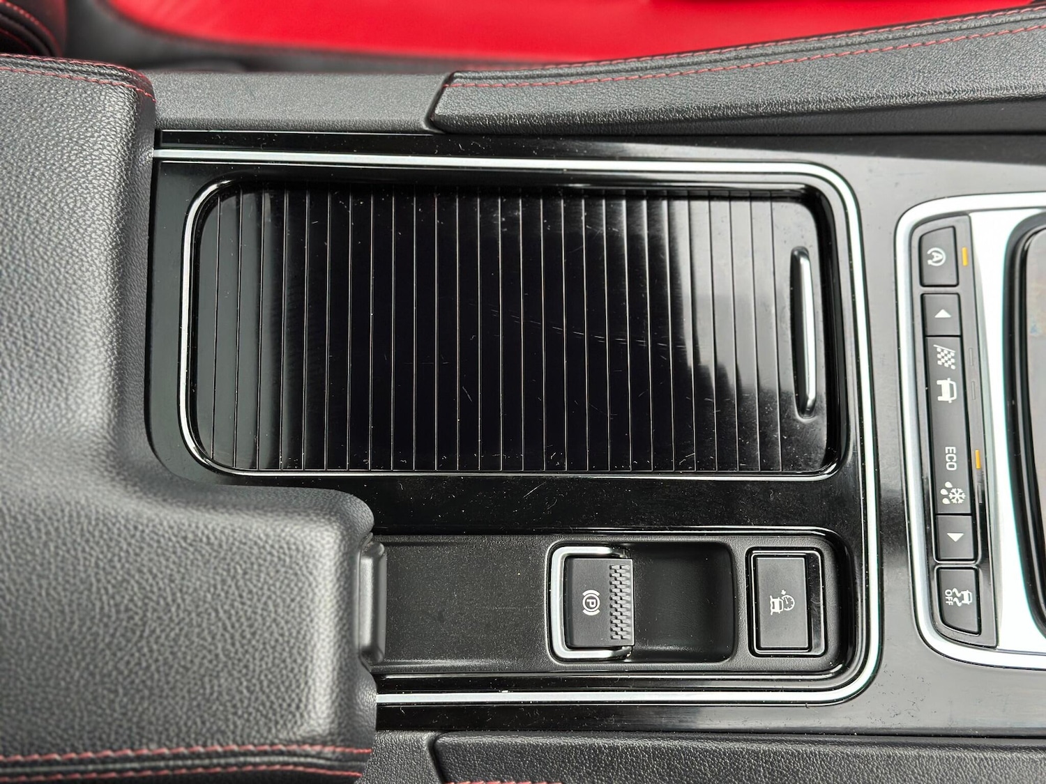 Used Jaguar F-Pace 2017 for sale - 76886998: Photo 44