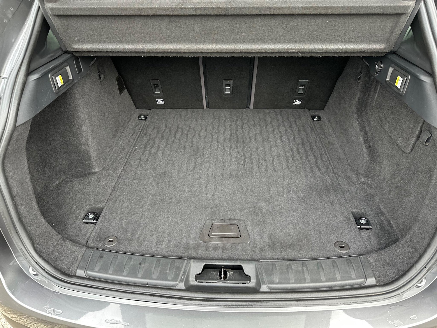 Used Jaguar F-Pace 2017 for sale - 76886998: Photo 60