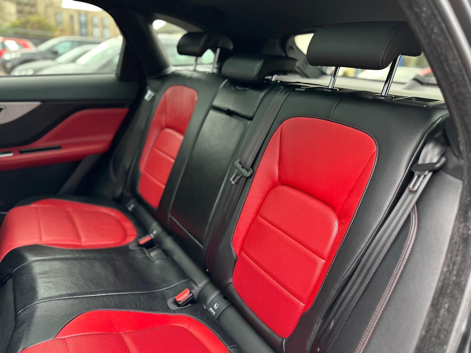 Used Jaguar F-Pace 2017 for sale - 76886998: Photo 66