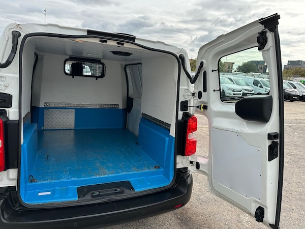 Used Citroen Dispatch 2018 for sale - 76314574: Photo 47