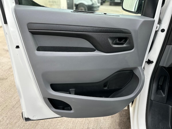 Used Citroen Dispatch 2018 for sale - 76314574: Photo 54