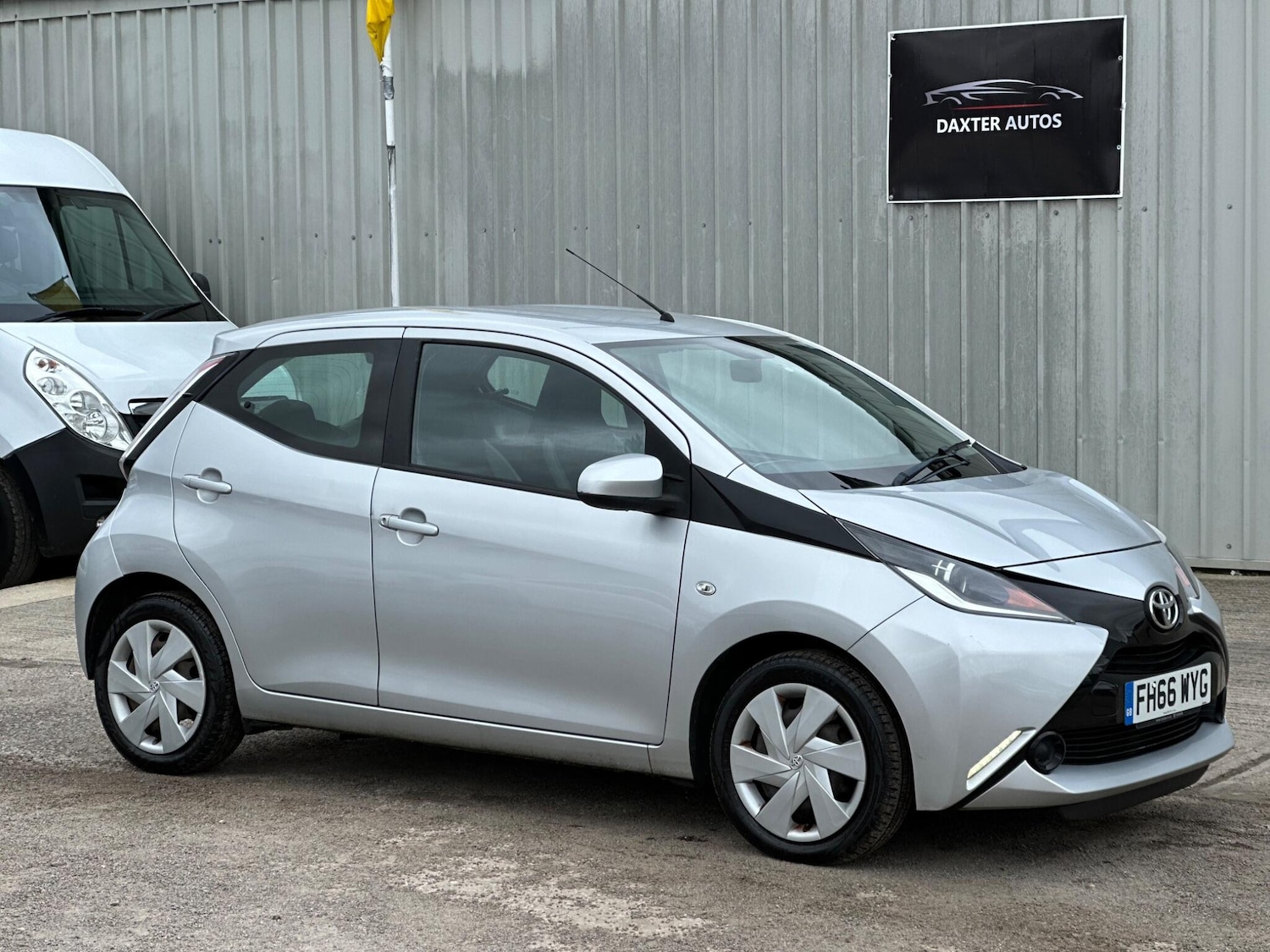 Used Toyota AYGO 2017 for sale - 77695818: Photo 1