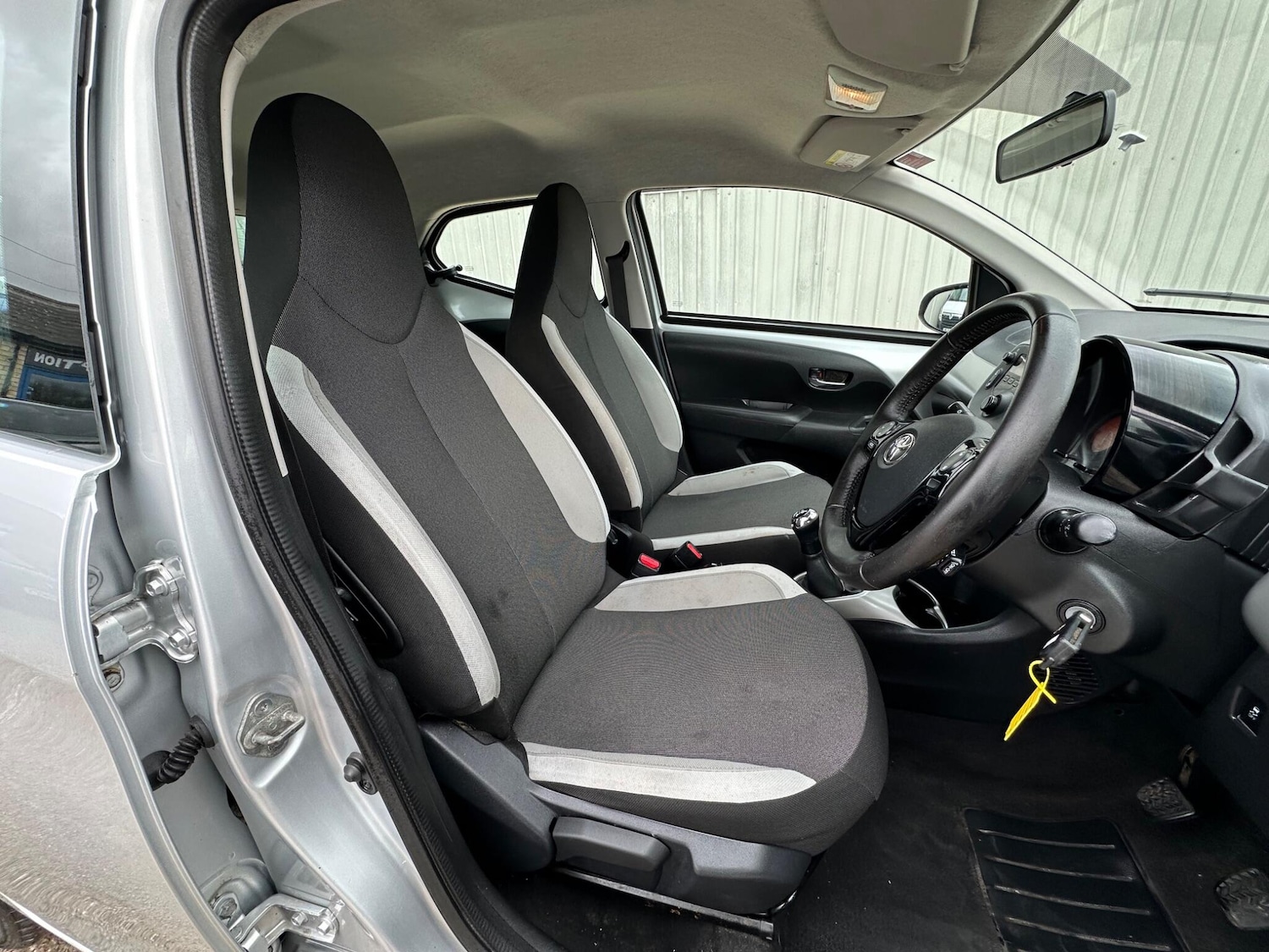 Used Toyota AYGO 2017 for sale - 77695818: Photo 16