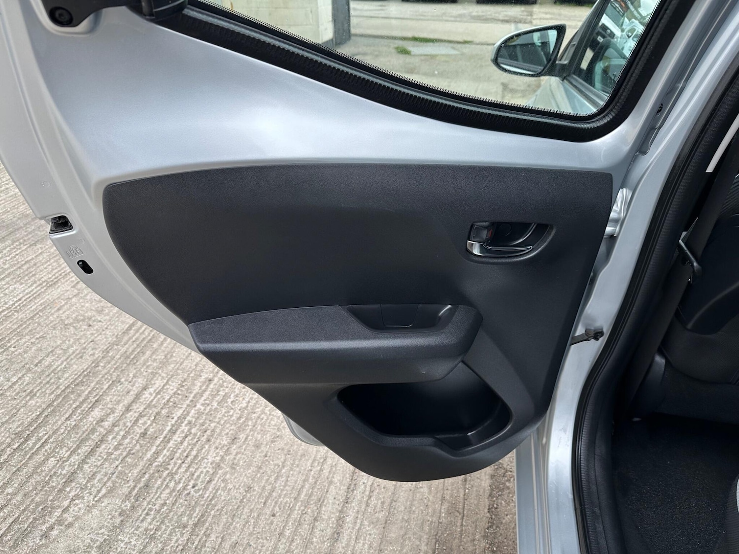 Used Toyota AYGO 2017 for sale - 77695818: Photo 43