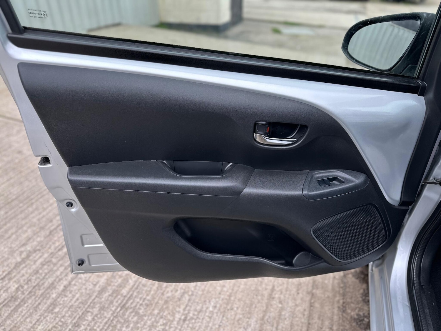 Used Toyota AYGO 2017 for sale - 77695818: Photo 48