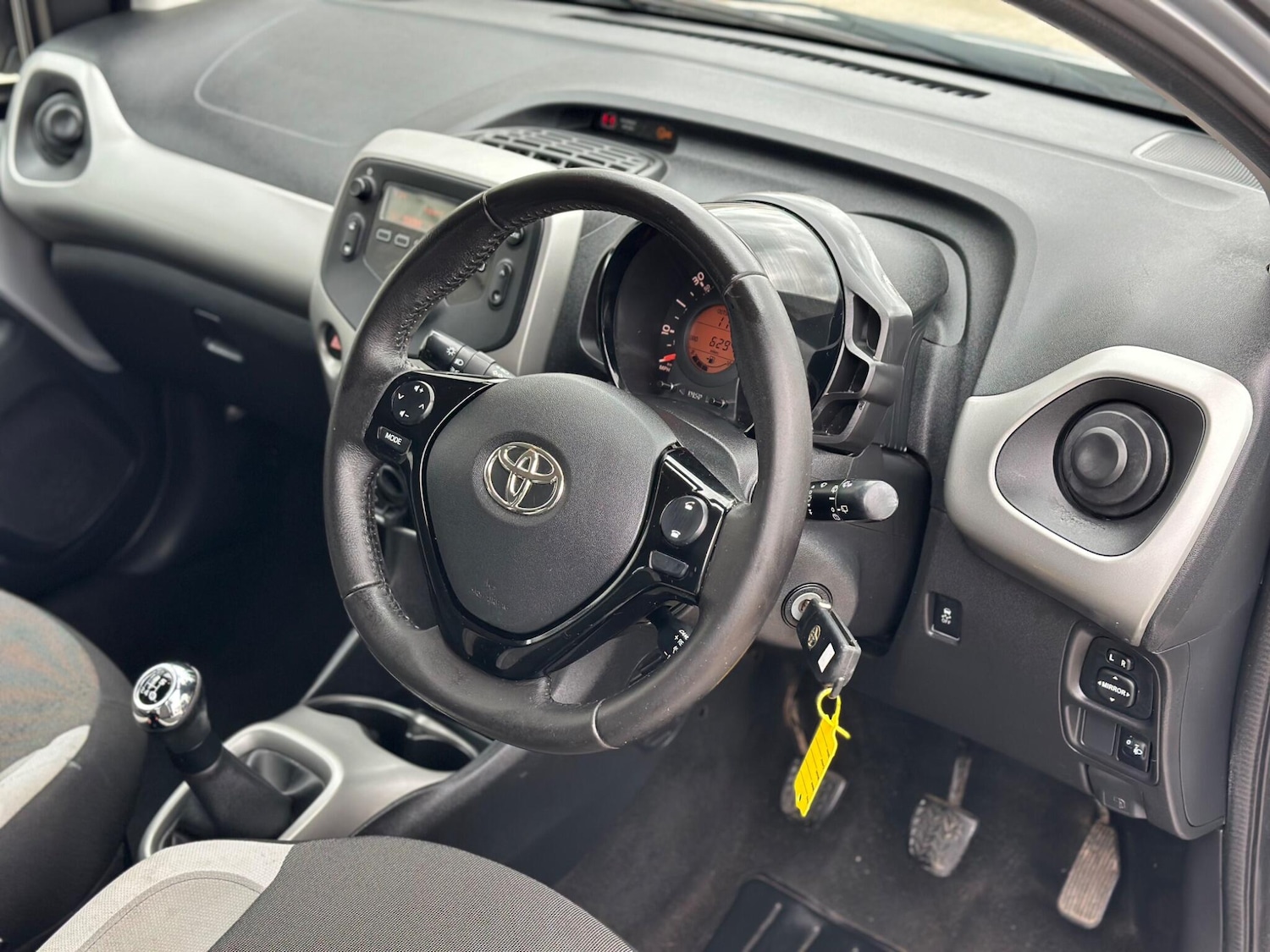 Used Toyota AYGO 2017 for sale - 77695818: Photo 9