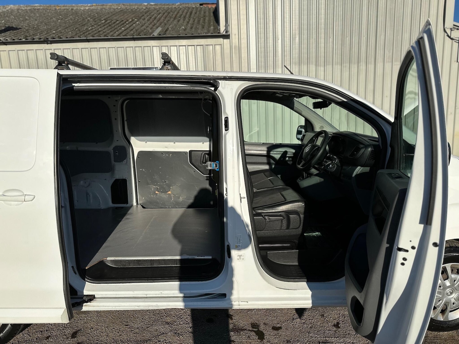 Used Vauxhall Vivaro 2020 for sale - 77101665: Photo 41