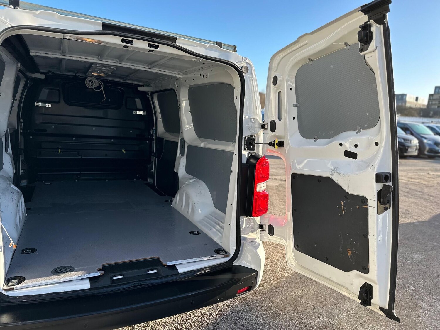 Used Vauxhall Vivaro 2020 for sale - 77101665: Photo 44